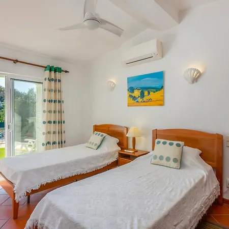 Beach Villa Casa De Amanha 450 Mts To The Beach With Beautiful Garden And Heated Saltwater Pool Albufeira Exterior photo
