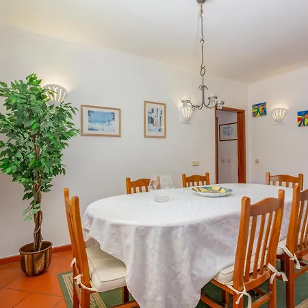 Beach Villa Casa De Amanha 450 Mts To The Beach With Beautiful Garden And Heated Saltwater Pool Albufeira Exterior photo