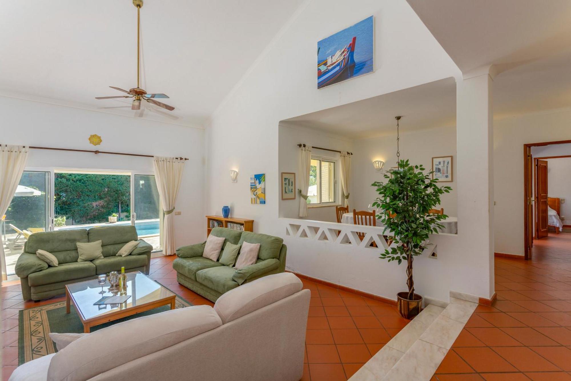 Casa De Amanha 450 Mts To The With Beautiful Garden And Heated Saltwater Pool Albufeira