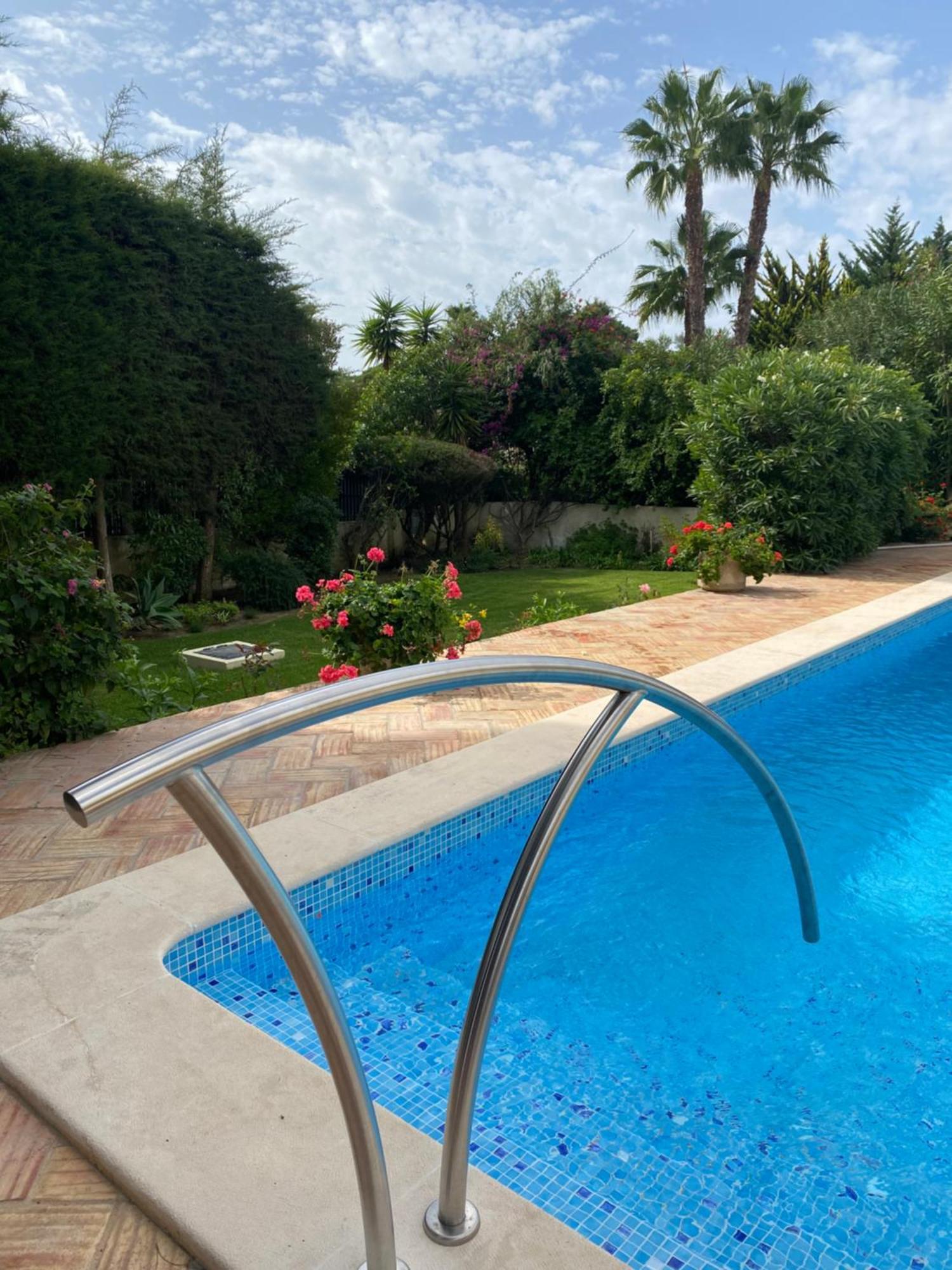 Villa Casa De Amanha 450 Mts To The With Beautiful Garden And Heated Saltwater Pool *